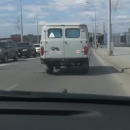 Видео: по Кемерову ездит опасная машина скорой помощи